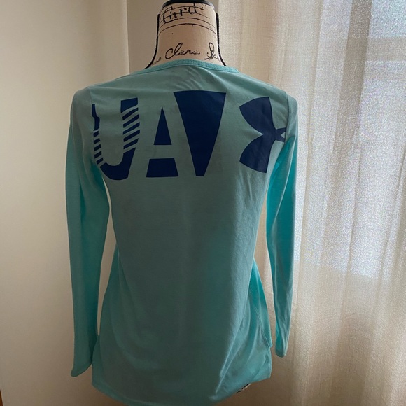 Under Armour-Women’s Long sleeve Workout Top - Picture 2 of 2